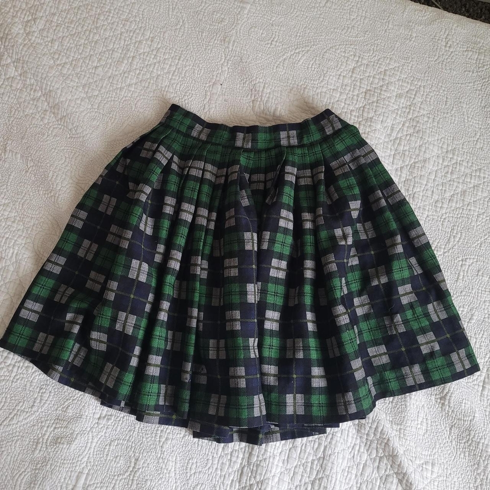 True Vintage Plaid Flare Skirt - Picture 9 of 10